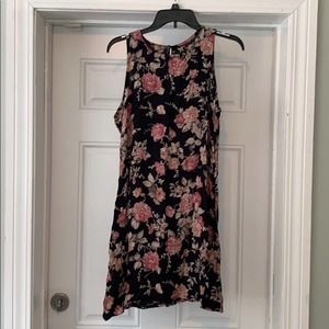 Limited Black Floral Sleeveless Dress